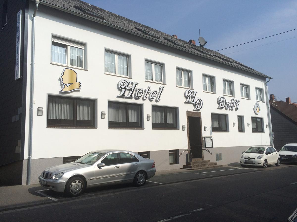 Dolfi Hotel & Restaurant Sulzbach  Extérieur photo